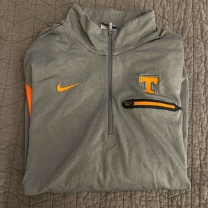 EUC Nike Dri-Fit Tennessee Pullover